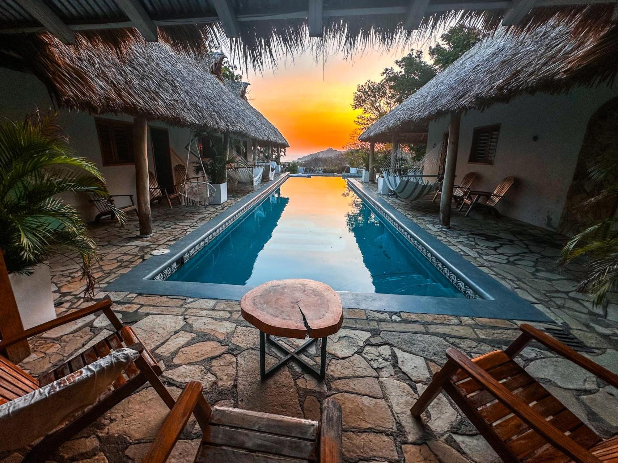 Casa De Olas Hostel Сан-Хуан-дель-Сур Экстерьер фото